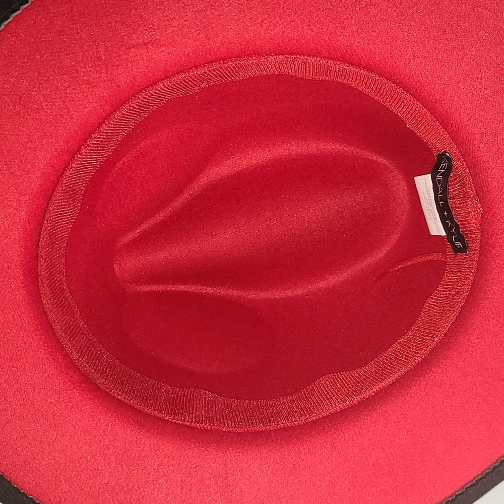 Fedora - Picture 7 of 8
